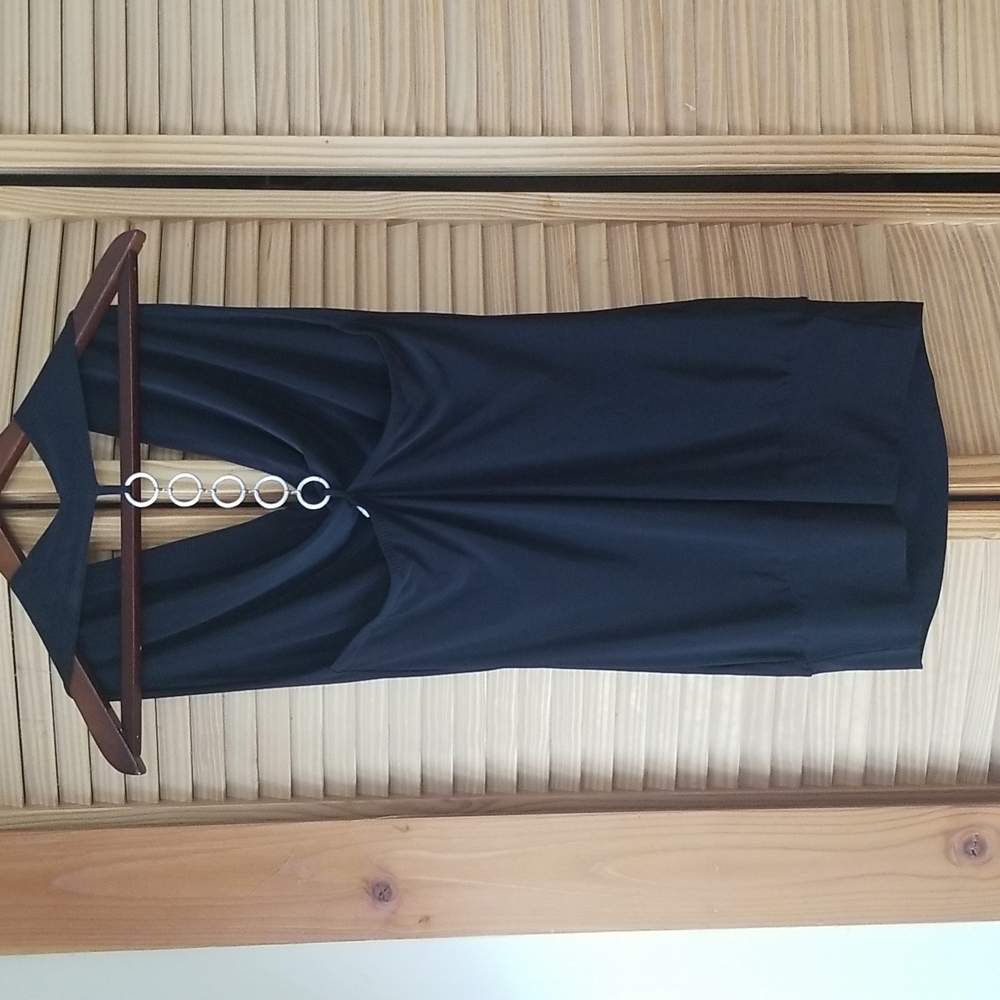 Top - Picture 2 of 3